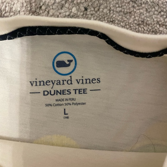 Boys Vineyard Vines tee shirt - Picture 5 of 6